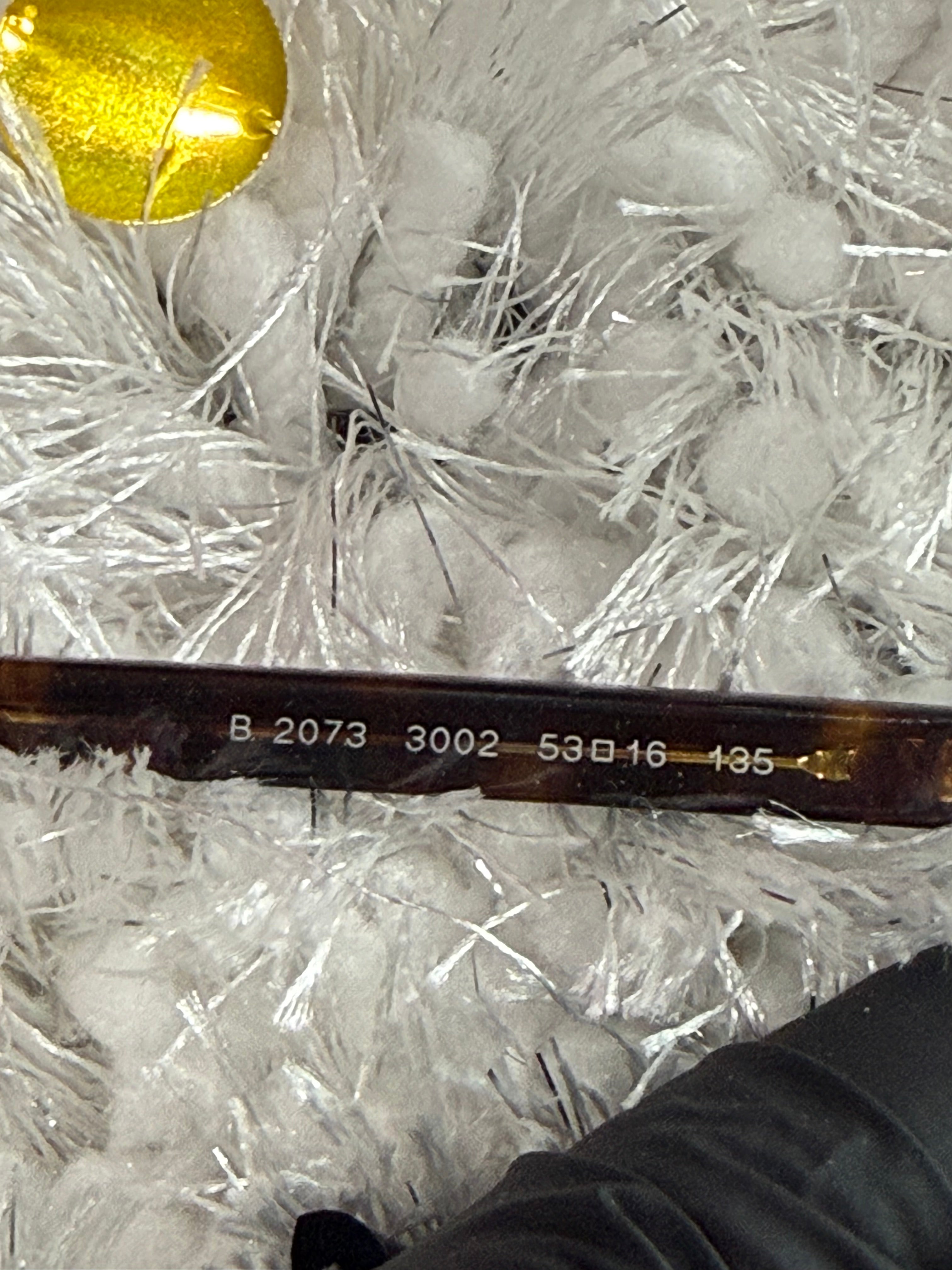 Pre-Loved BURBERRY Eyeglasses BE 2073 3002 Dark Havana BURBERRY Eyeglasses BE 2073 3002 This Eyeglasses frame size is 53-16-135. This model is a, Female frame
