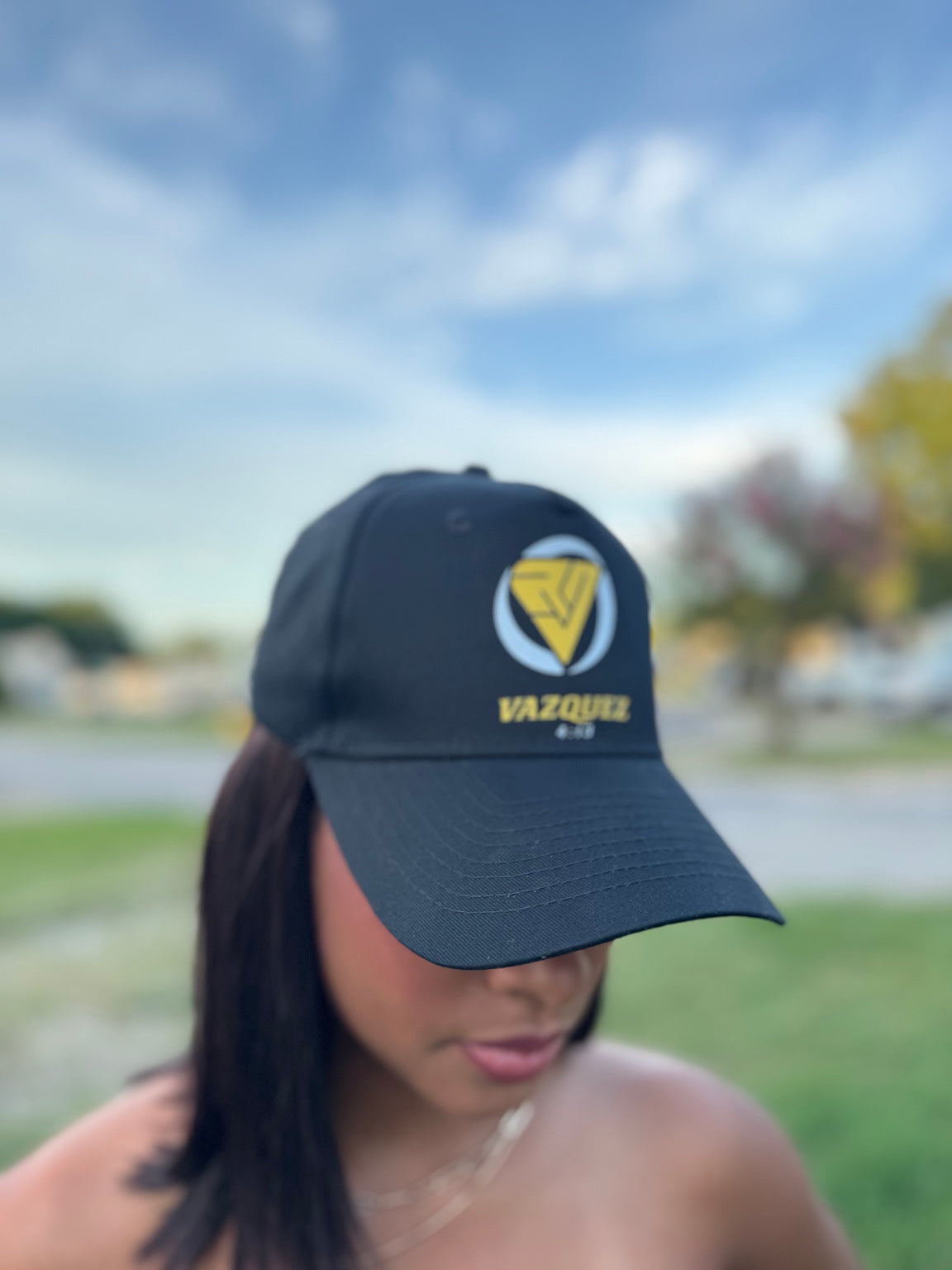 Vázquez 4:13 black baseball hat modeled angle view